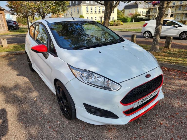 Ford, FIESTA, Hatchback, 2016, Manual, 998 (cc), 3 doors