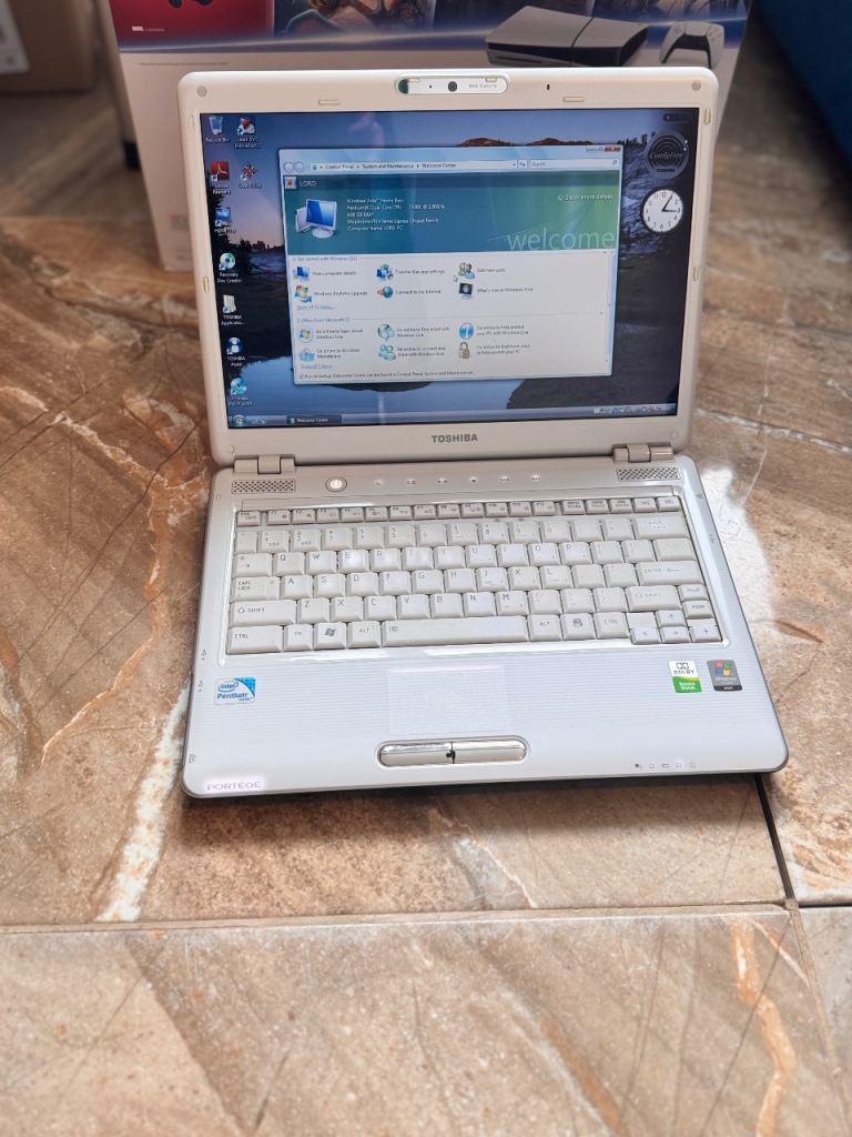 Toshiba Portégé Laptop – Compact, Lightweight – Working – Windows Vista