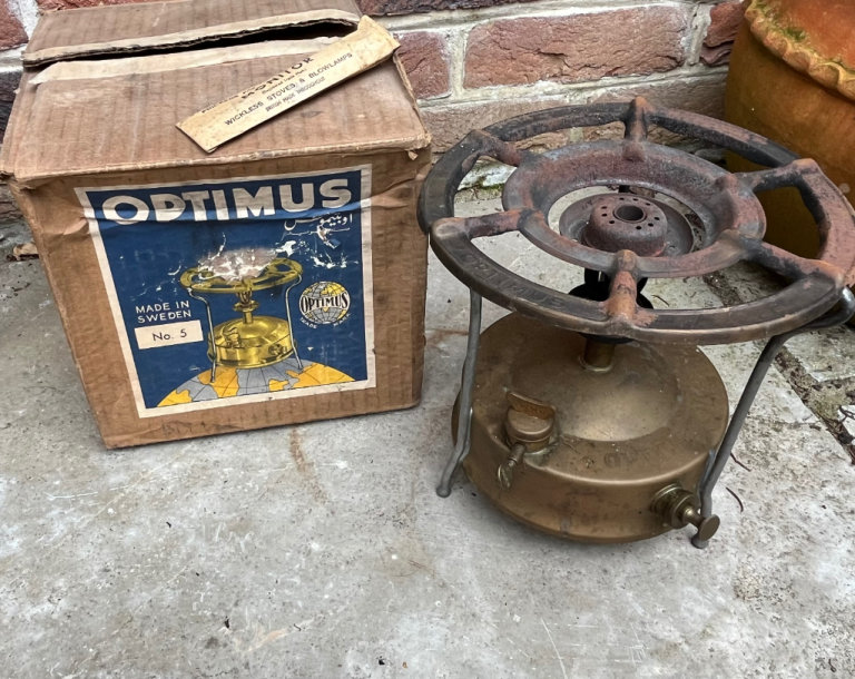 Vintage ~  Optimus  No 5 Camping Stove Made In Sweden (boxed with prickers)