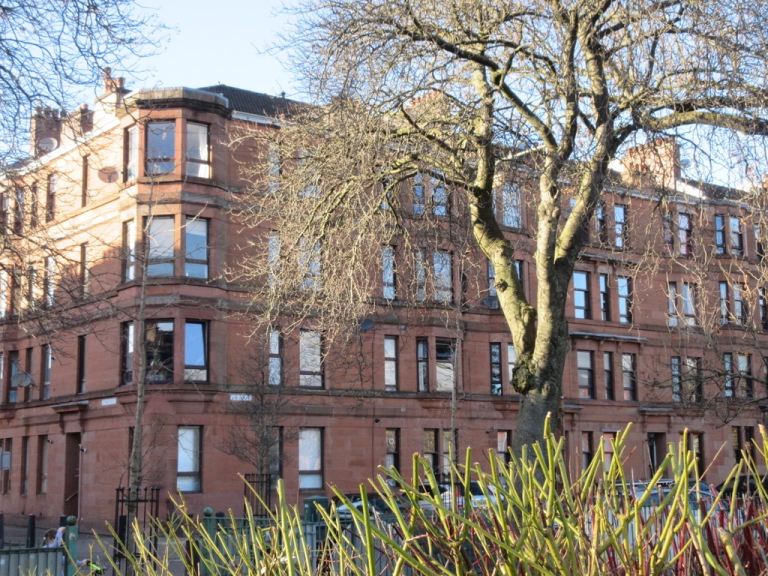 1 Bedroom 2nd floor apartment, bright spacious open views over park with walk in storage