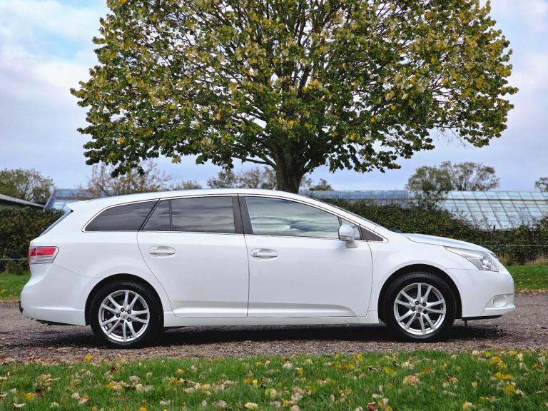 2010 Toyota Avensis 1.8 V-Matic TR Tourer Multidrive Euro 5 5dr ESTATE Petrol Automatic