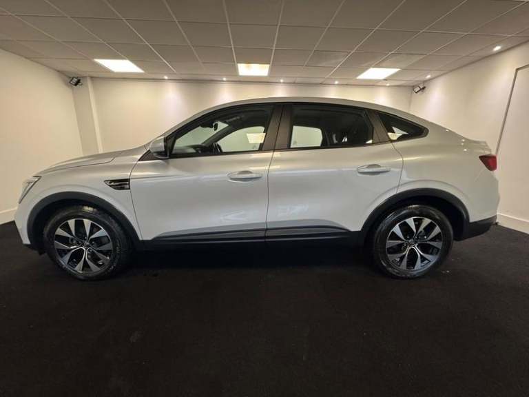2022 Renault Arkana 1.6 E-TECH Hybrid 145 Iconic 5dr Auto COUPE PETROL/ELECTRIC Automatic