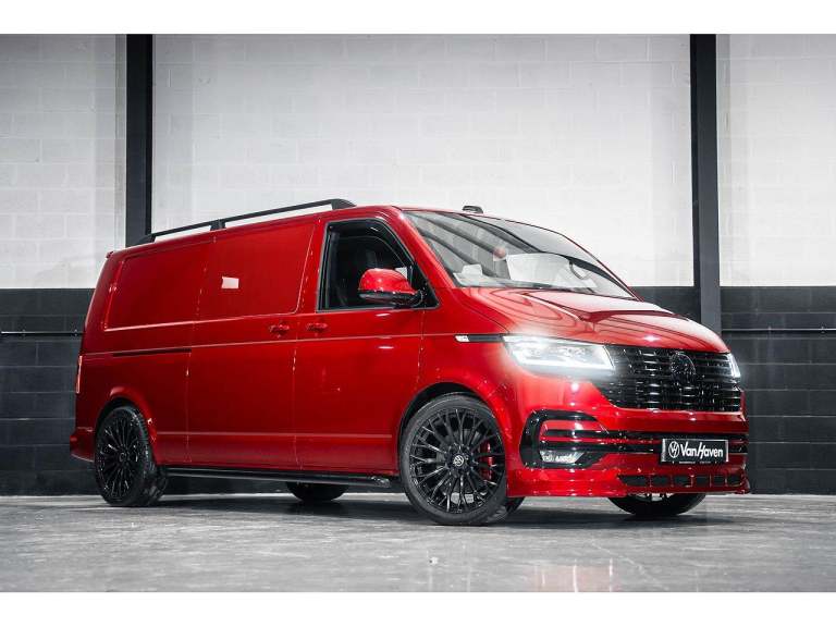  Volkswagen Transporter VOLKSWAGEN TRANSPORTER VW T6.1 T32 PANEL VAN HIGHLINE LWB 150PS 2.0 TDI D...