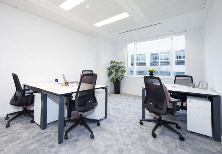 Furnished offices to rent in *Farringdon*. Office Spaces for 4 to 375 desks EC1