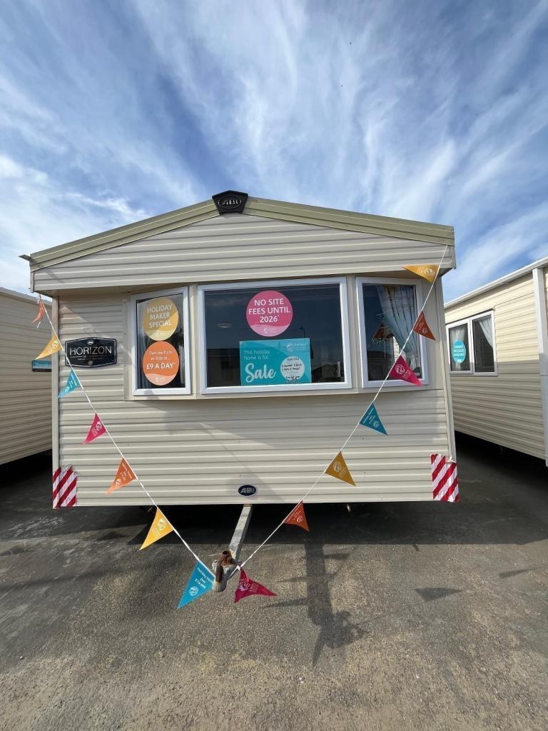 3 BEDROOM CARAVAN TOWYN £356 A MONTH 3 BEDROOM CARAVAN TOWYN £356 A MONTH