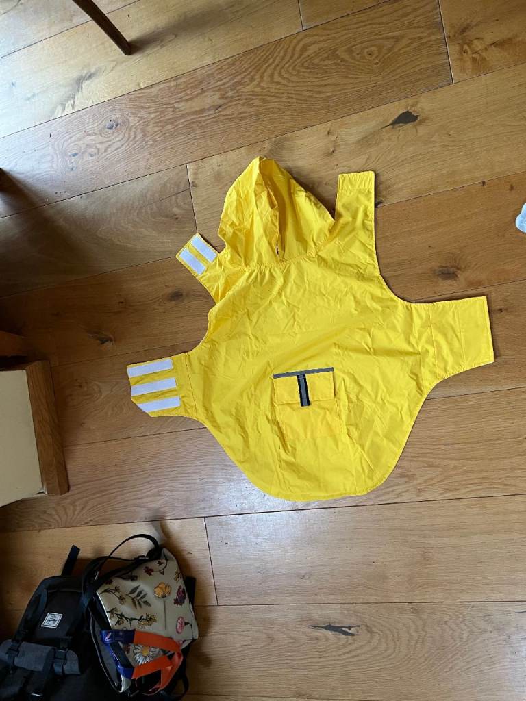 Dog raincoat, size 4XL, never used