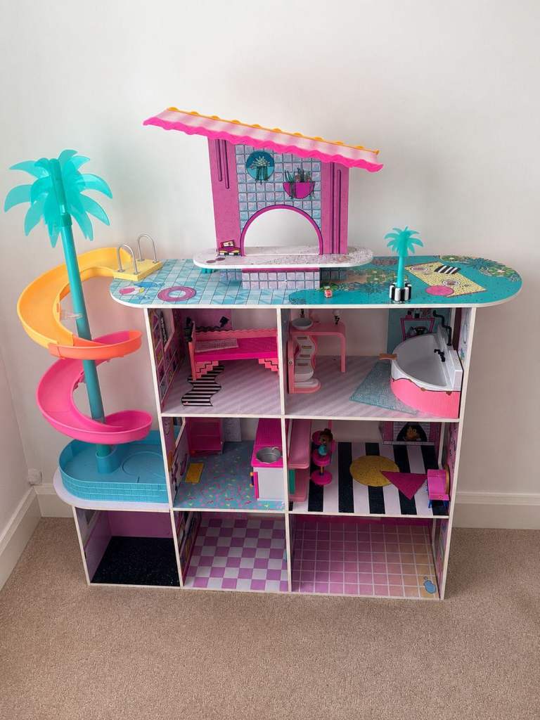 LOL Doll House 
