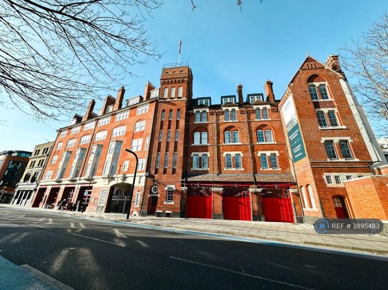 1 bedroom flat in Brigade Court, London, SE1 (1 bed) (#2895483)