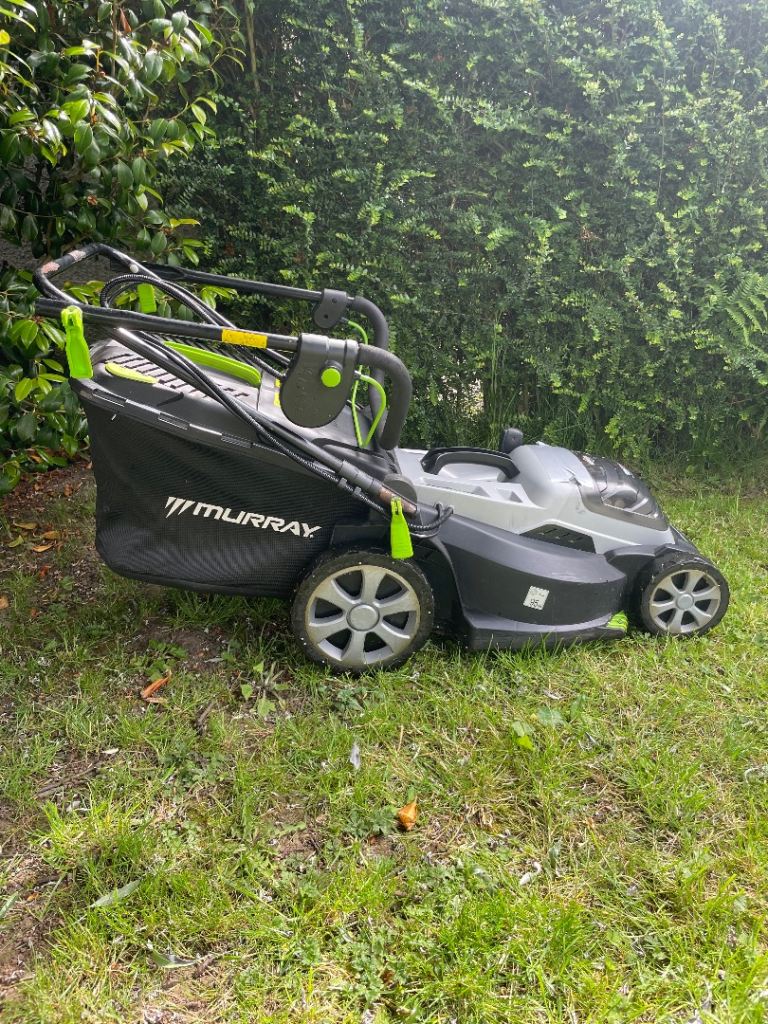 Murray Twin 18V cordless lawn mower