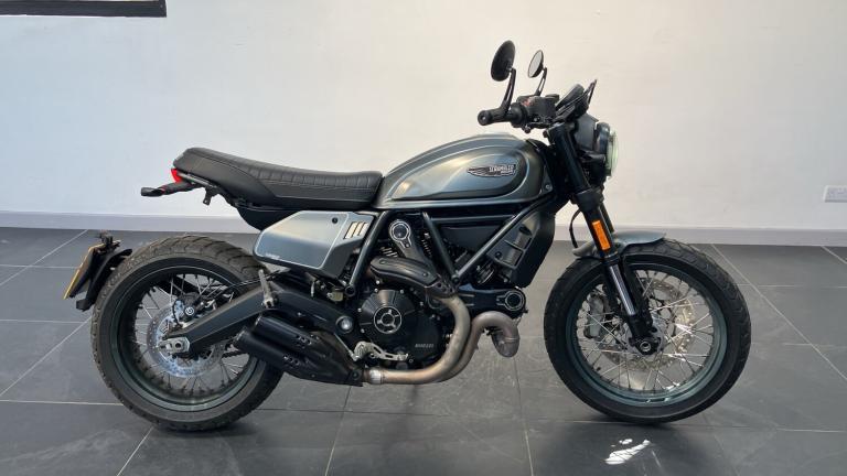 2022 Ducati Scrambler Nightshift (20MY) ROADSTER Petrol Manual