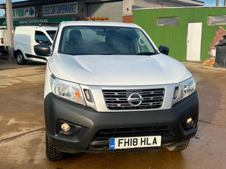 2018 Nissan Navara 2.3 dCi Visia King Pickup Extended Cab 4dr Diesel Manual 4WD Euro 6 (s/s) ( Pi...