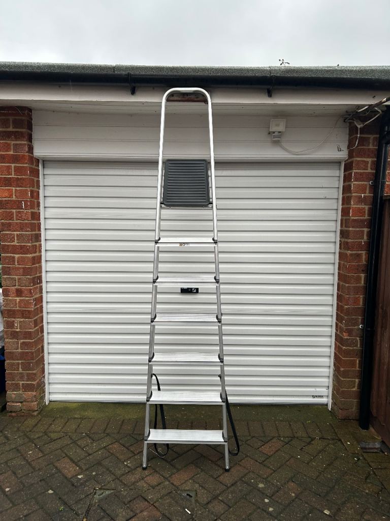7T Aluminium Platform Stepladder 