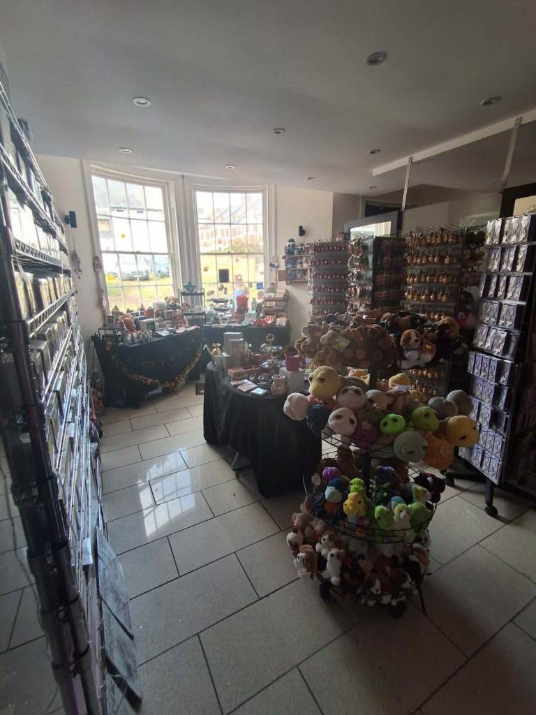 Retail Lock up shop -Ramsgate Kent  - £165/week- Flexi Terms -Direct Landlord