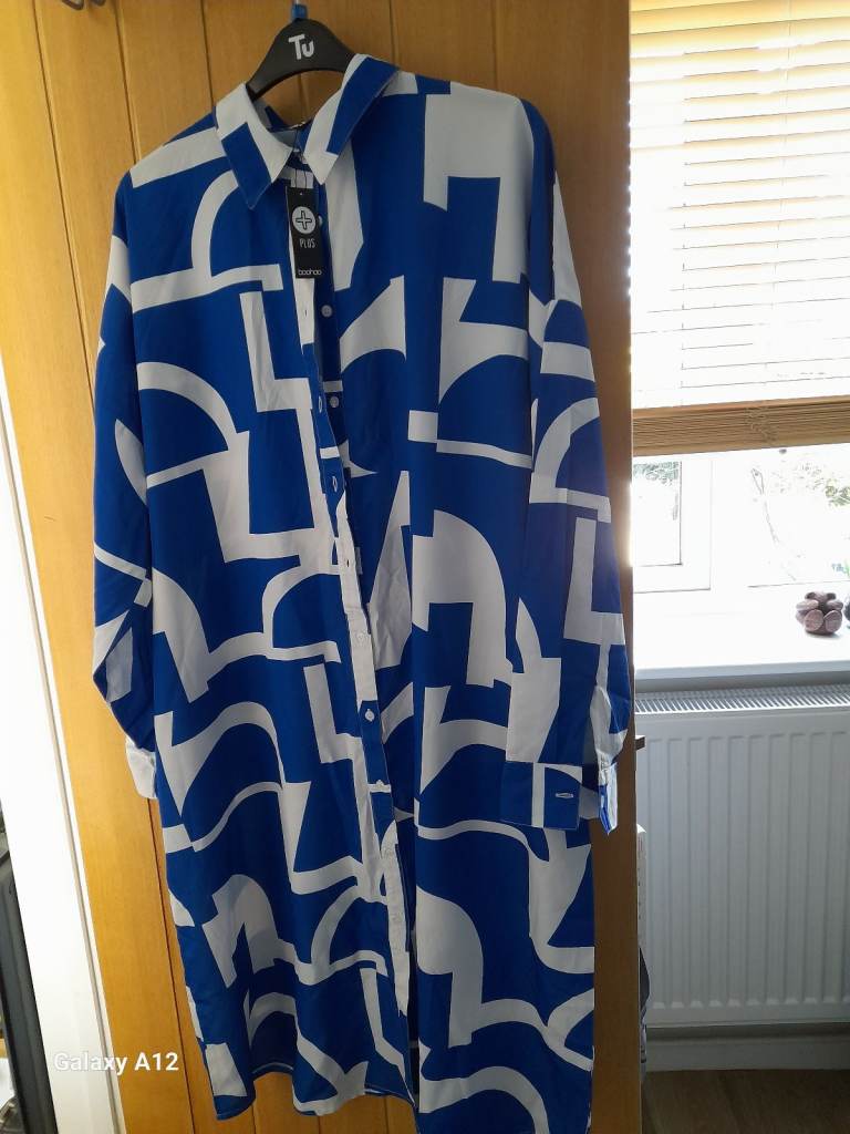 Dress BOOHOO uk22 +plus NEW blue/white shirt dress