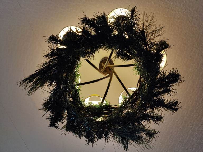 Large 45cm Christmas Wreath 