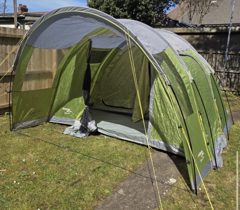 Vango Experience Tigres 500 tent and Vango Icarus Deluxe 500 extension awning