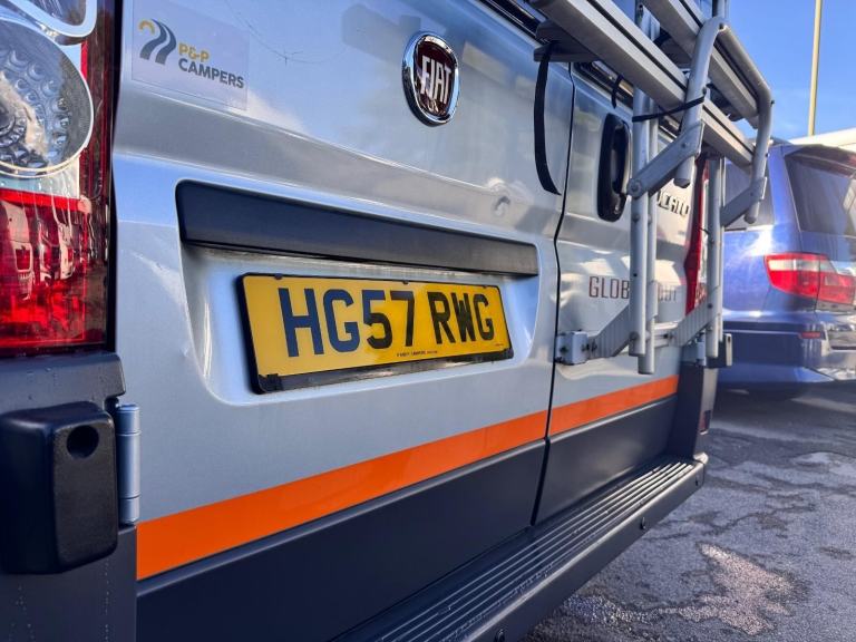 Globecar Globescout 2 berth 4 belts LHD DIESEL MANUAL 2007/57