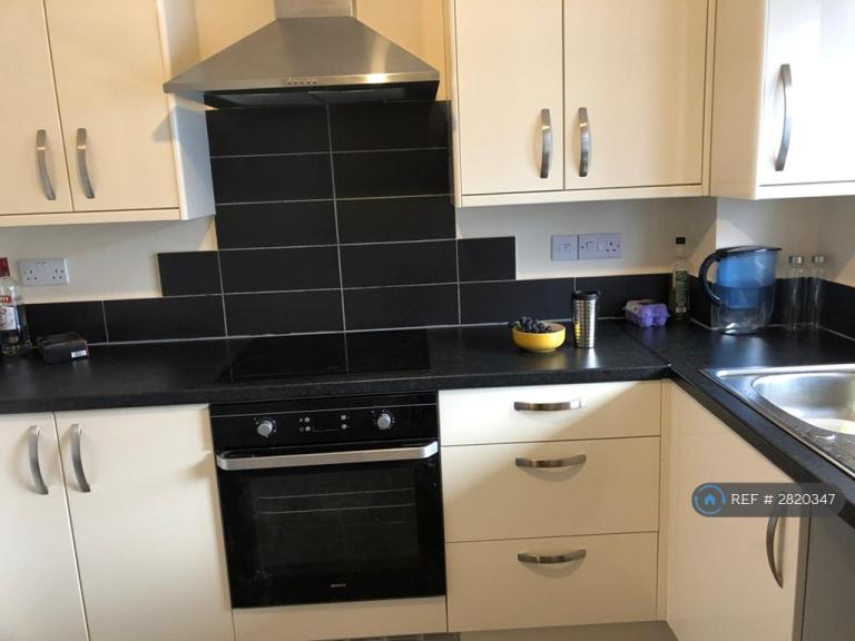 2 bedroom flat in Croxteth Hall Lane, Liverpool, L11 (2 bed) (#2820347)