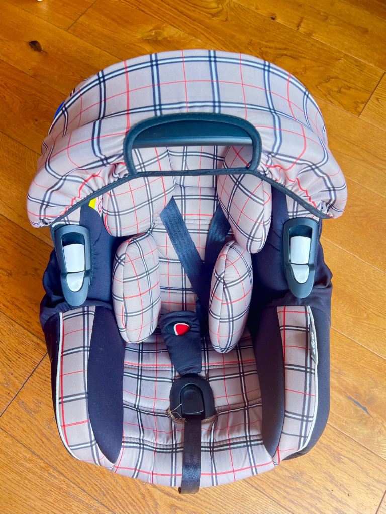 Rare Nania Migo Satellite Lie‑Flat Infant Car Seat & Base – London Beige (Almost New, Full Set)