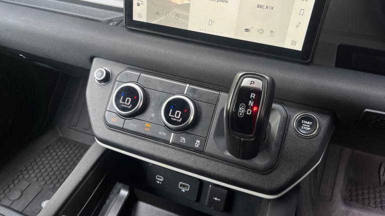 2023 Land Rover Defender 90 3.0 D250 Hard Top SE Auto SUV Diesel Automatic