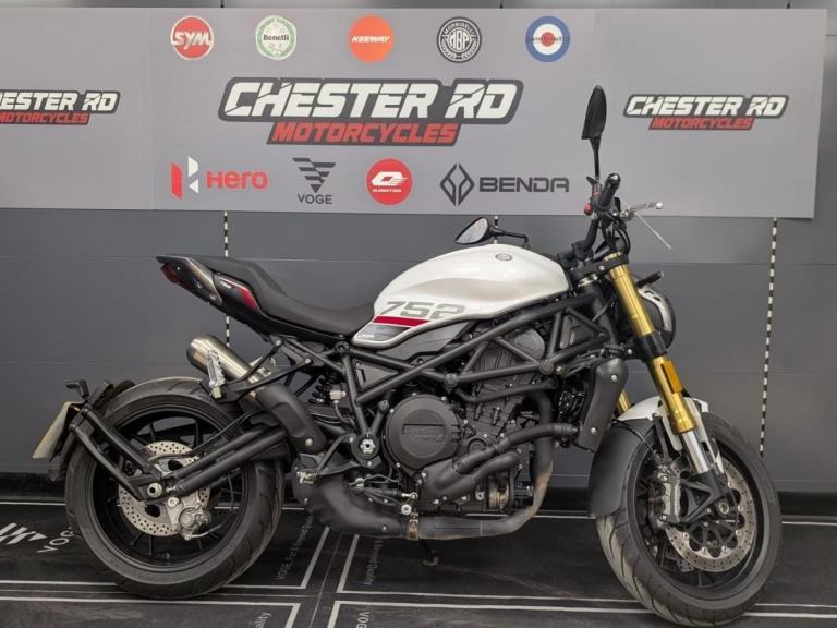 2023 Benelli 752s E5 in White