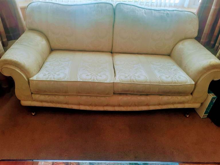 3 person sofa free for collection 