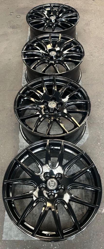 20” Wolfrace Munich Alloy Wheels: 5x114.3