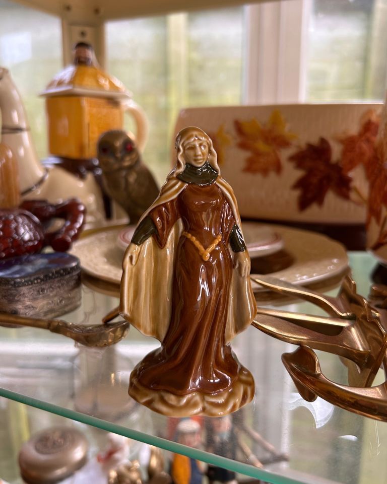 Wade Lady Guinevere Collectible Figurine