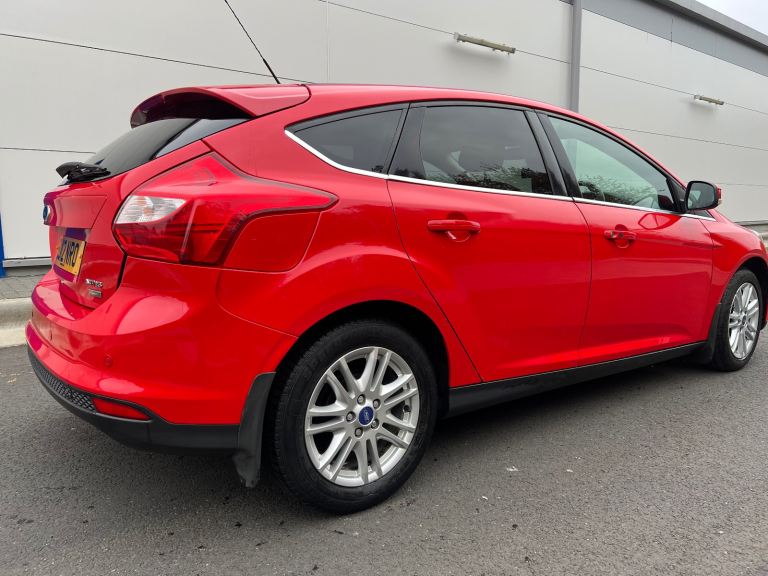 Ford, FOCUS, Hatchback, 2012, Manual gearbox, petrol 998 (cc), 5 doors