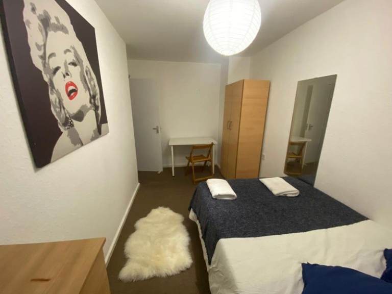 🏪Cosy Double Room in Zone 2- POPLAR