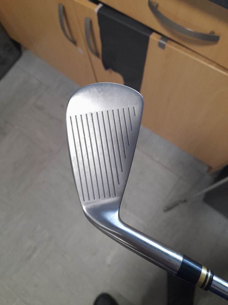 Driving irons long hitting 