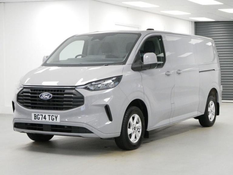74 FORD TRANSIT CUSTOM 320 2.0 EBL 136 BHP L2 LONG LIMITED