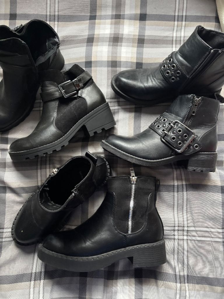 Women’s/kids boots