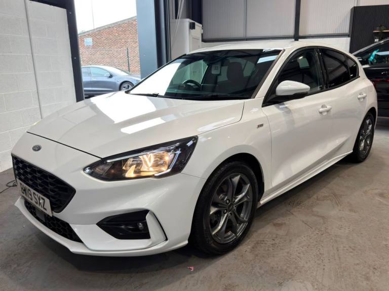 2019 Ford Focus 1.0T EcoBoost ST-Line Hatchback 5dr Petrol Manual Euro 6 (s/s) (125 ps) Hatchback...