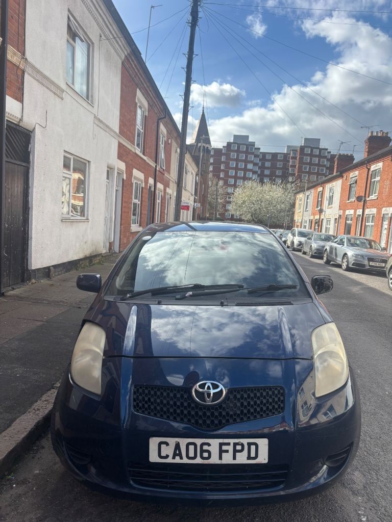 Toyota yaris 