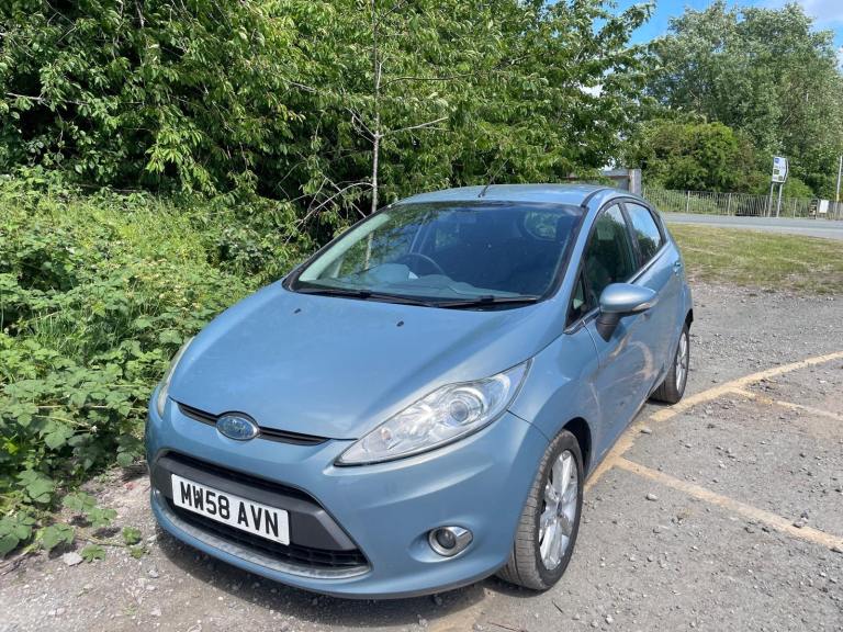 FORD FIESTA 1.4 ZETEC 58 REG BLUE 5 DOOR MOT JANUARY 28TH 2027 SERVICE HISTORY LOW INSURANCE