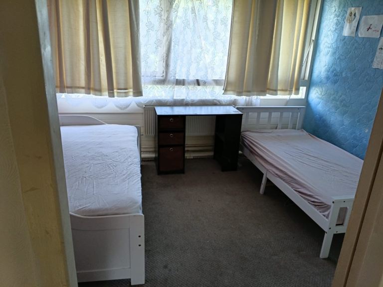 Room to rent