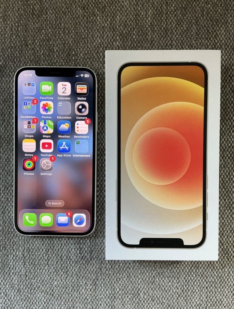 iPhone 12 mini white 128GB Excellent condition 