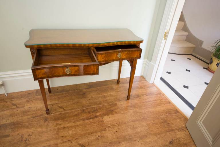 Beautiful Edwardian Serpentine Fronted Antique Reproduction Desk with two Drawers 