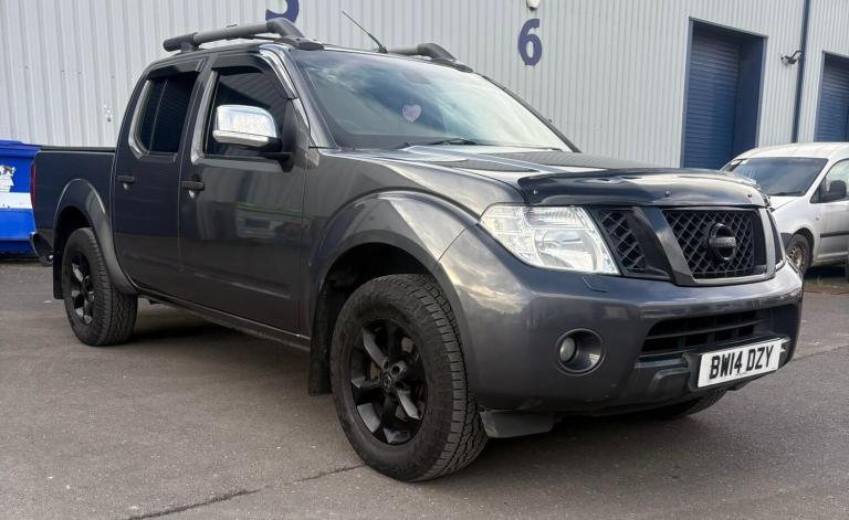 2014 Nissan Navara Double Cab Pick Up Tekna 2.5dCi 190 4WD Auto PICK UP Diesel Automatic