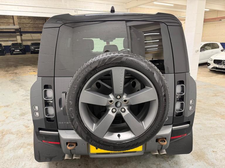 2022 Land Rover Defender 110 5.0 P525 V8 Auto 4WD Euro 6 (s/s) 5dr ESTATE Petrol Automatic
