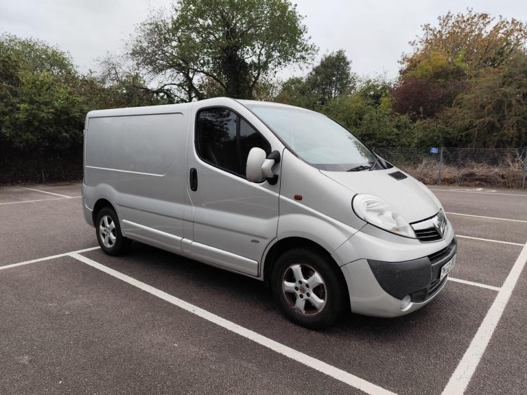 2013 VAUXHALL VIVARO 2.0 SPORTIVE CDTI DIESEL VAN TRAFIC 5 MOT NO VAT 