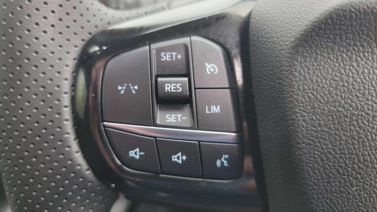 2024 Ford Puma 1.0 EcoBoost Hybrid mHEV ST-Line 5dr Hatchback Petrol Manual