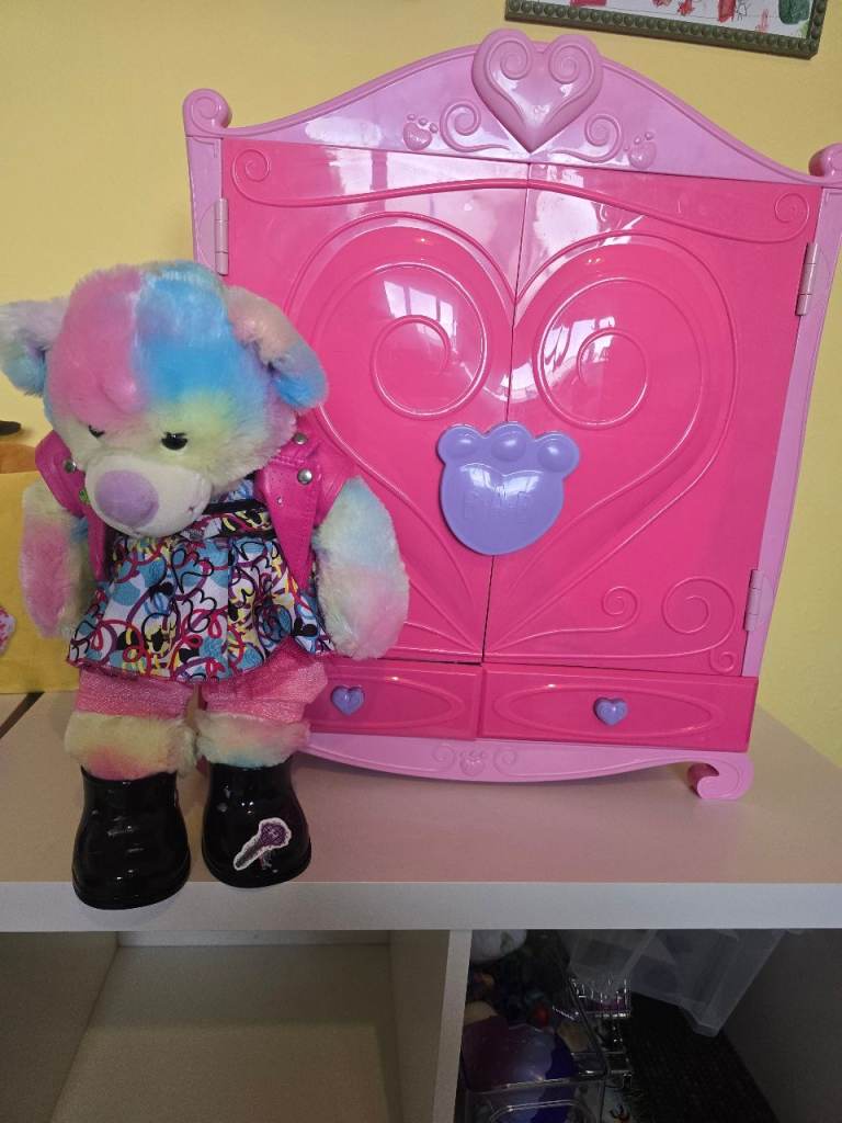 Build a bear wardrobe plus extras