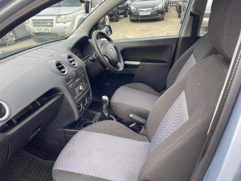 2006 Ford Fusion 1.6 Zetec Climate 5dr HATCHBACK Petrol Manual