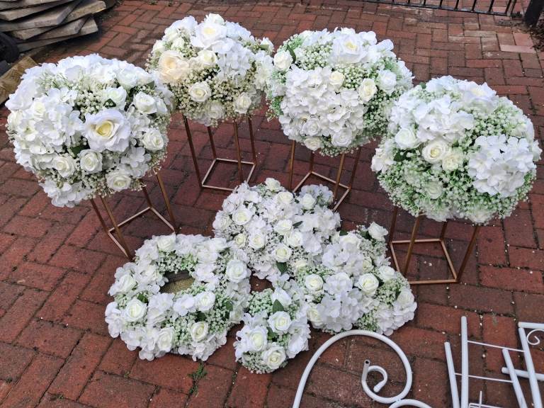 Wedding flowers,arch and greeting stand