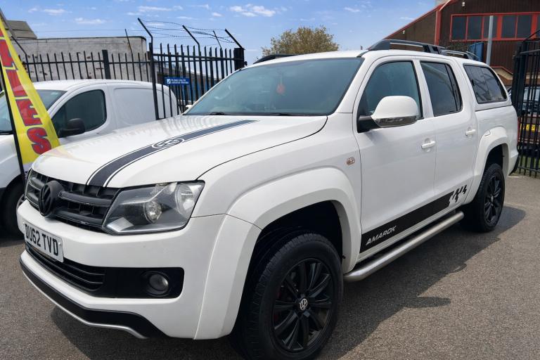 VOLKSWAGEN AMAROK  Trendline 2.0 BiTDI 163 4MOTION FSH 1 YRS MOT NO VAT £7999