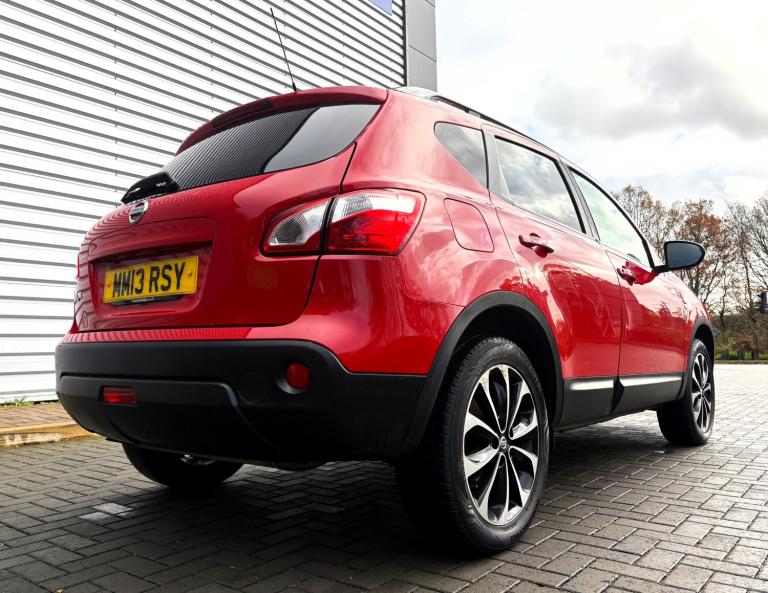 2013 Nissan Qashqai 1.6 [117] PETROL 360 5DR GREAT SPEC MPV SAT NAV PHONE PREP ETC !!! HATCHBACK ...