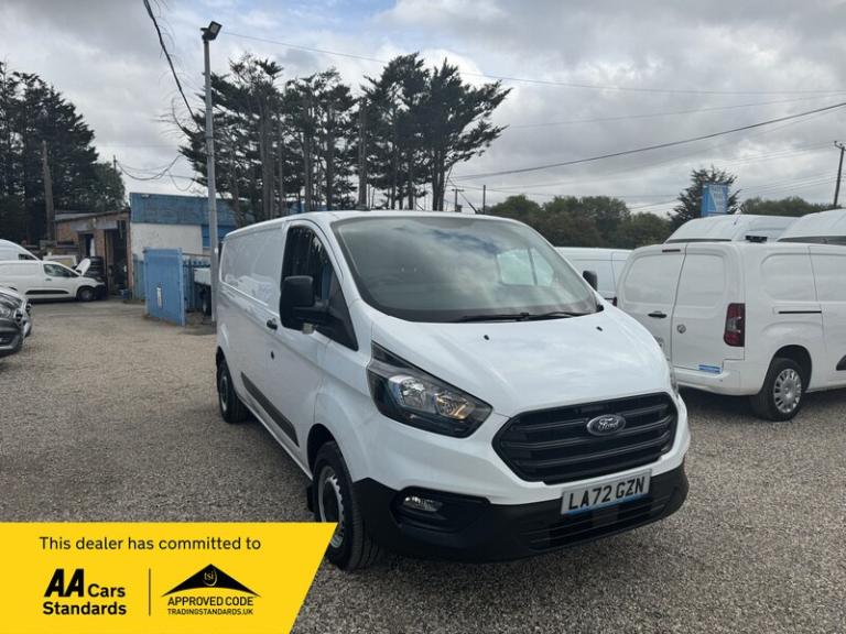 Ford Transit Custom 300 LEADER P/V ECOBLUE L2 H1 EURO 6 ULEZ COMPLIANT 46K MILES