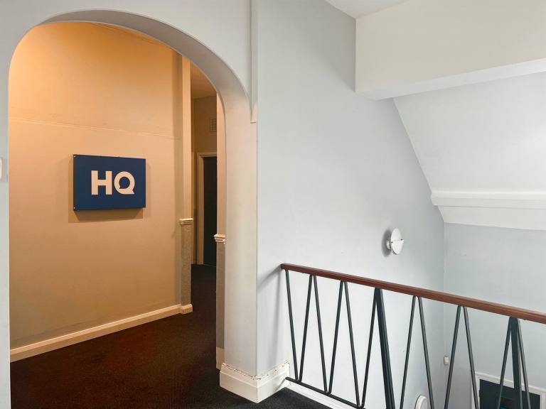 Leeds - LS17 7HW \ Desk Space Available in a Coworking Environment